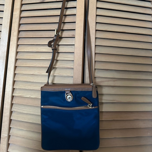 Crossbody MK bag - Picture 1 of 2